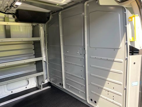 Used 2024 Ford Transit 150 Low Roof AWD image 6
