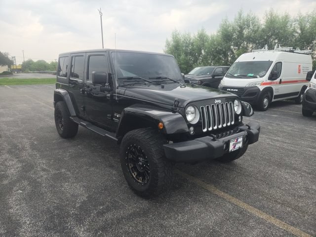 Used 2018 Jeep Wrangler Unlimited Sahara AWD/4WD image 2