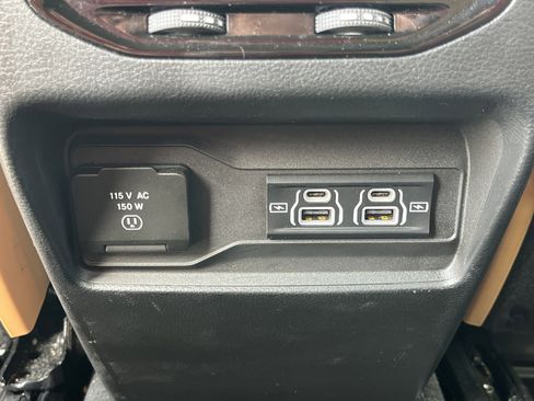 Used 2024 Jeep Grand Cherokee Summit AWD/4WD image 20