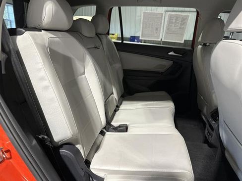 Used 2019 Volkswagen Tiguan SE image 17