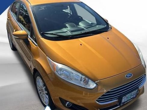 Used 2016 Ford Fiesta Titanium w/ Exterior Protection Package FWD image 2