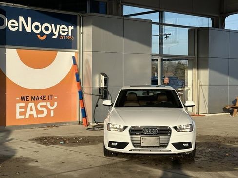 Used 2014 Audi A4 2.0T Premium image 2