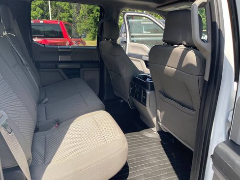 Used 2016 Ford F150 XLT w/ Equipment Group 302A Luxury AWD/4WD image 27
