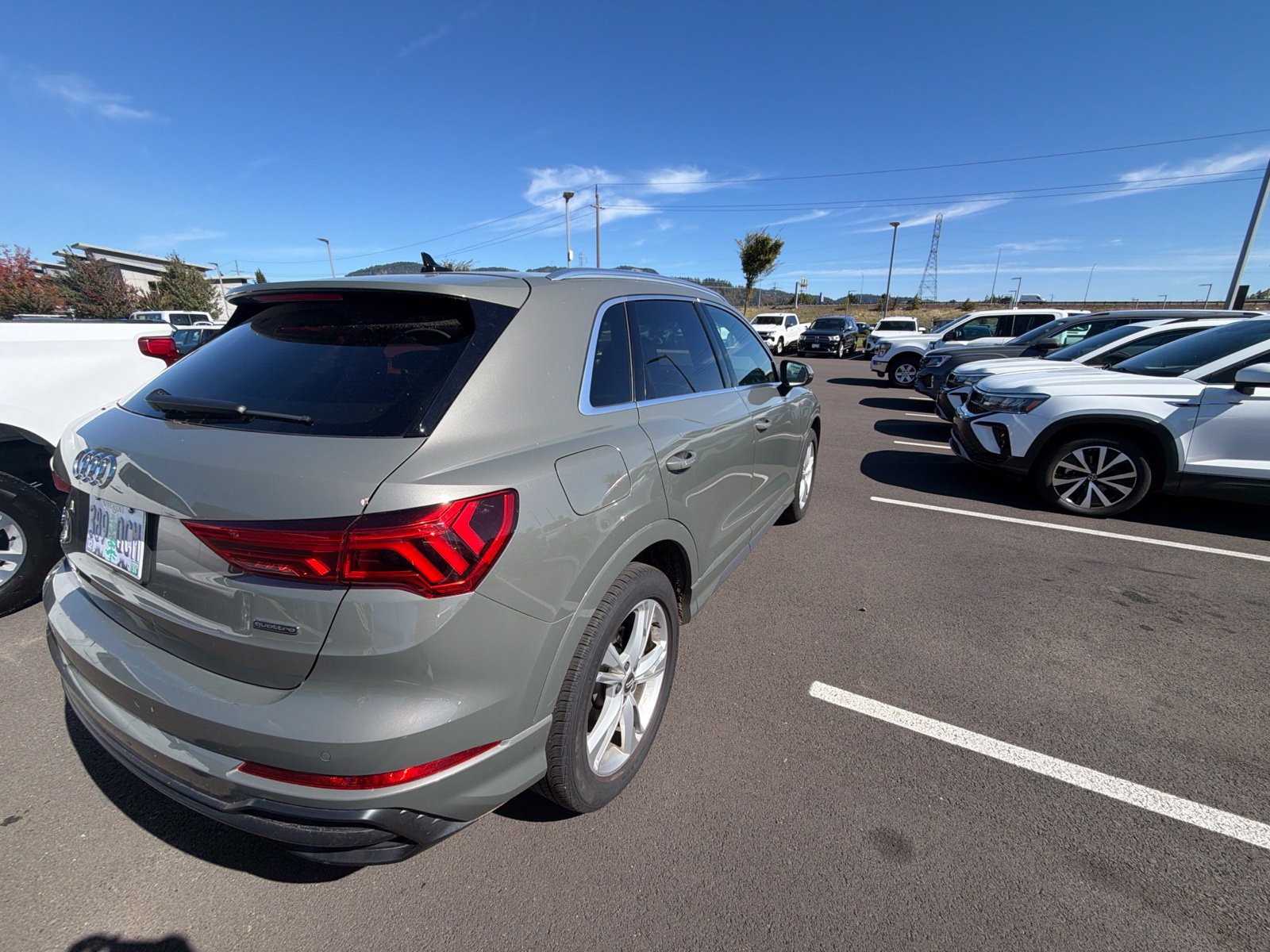 Used 2019 Audi Q3 2.0T Premium Plus AWD/4WD image 6