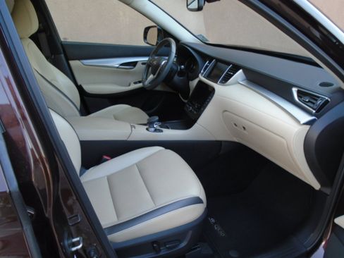 Used 2020 INFINITI QX50 Essential w/ Convenience Package image 7