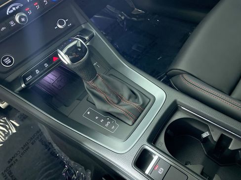 Certified 2025 Audi Q3 2.0T Premium Plus w/ Premium Plus Package image 16