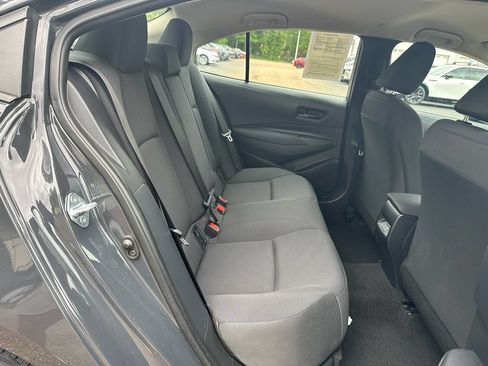Used 2024 Toyota Corolla LE FWD image 23
