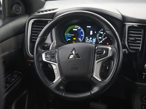 Used 2022 Mitsubishi Outlander SEL AWD/4WD image 16