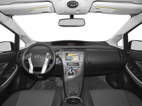Used 2013 Toyota Prius Two image 7