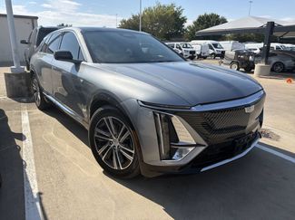 Used 2024 Cadillac Lyriq Luxury w/ LPO, Floor Liner Package RWD video 1