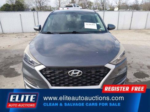 Used 2019 Hyundai Tucson SE image 12