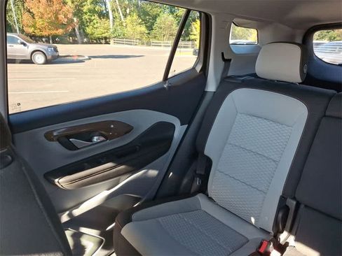 Used 2020 GMC Terrain SLE image 12