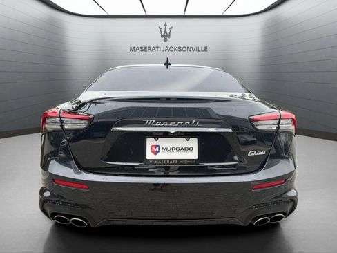 Certified 2022 Maserati Ghibli Modena RWD image 19