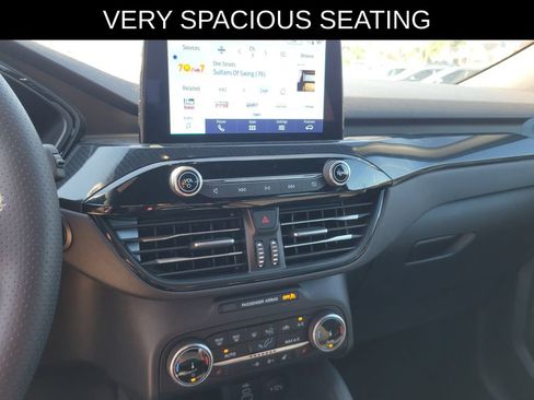 Used 2024 Ford Escape ST-Line w/ Equipment Group 301A FWD image 24