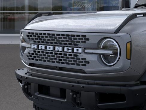 New 2025 Ford Bronco Badlands image 19