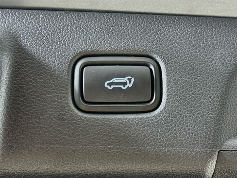 Used 2025 Hyundai Palisade SEL FWD image 32