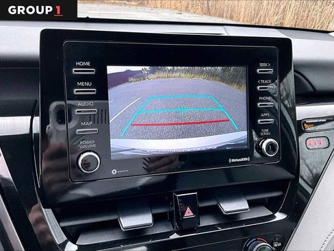 Used 2024 Toyota Camry SE image 29