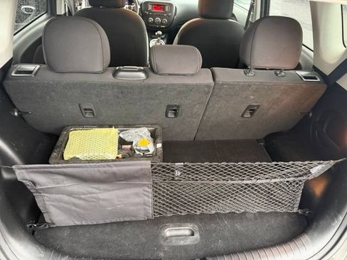 Used 2015 Kia Soul FWD image 10