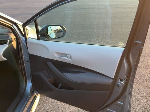 Used 2023 Toyota Corolla LE w/ Carpet Mat Package (TMS) image 26