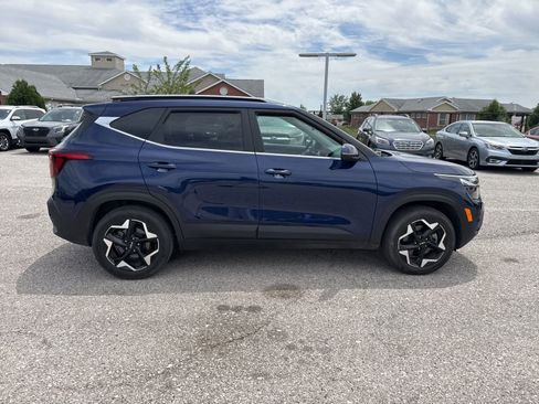Used 2024 Kia Seltos EX AWD/4WD image 9