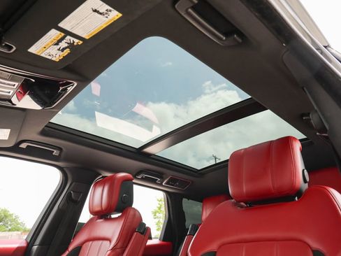 Used 2019 Land Rover Range Rover Sport Supercharged image 16