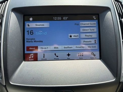 Used 2018 Ford Edge SEL w/ Equipment Group 201A image 10