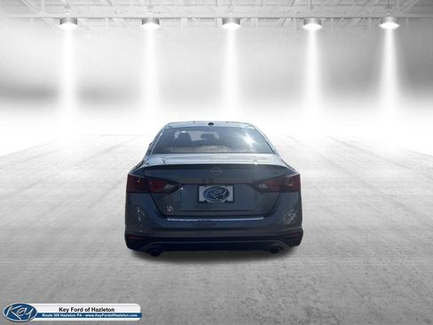 Used 2023 Nissan Altima 2.5 SL AWD/4WD image 7