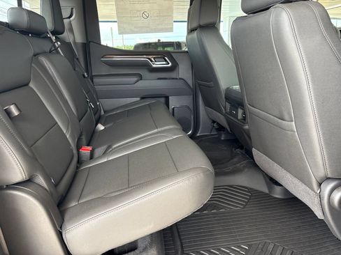 New 2026 Chevrolet Silverado 1500 LT Trail Boss w/ LT Trail Boss Premium Package AWD/4WD image 16