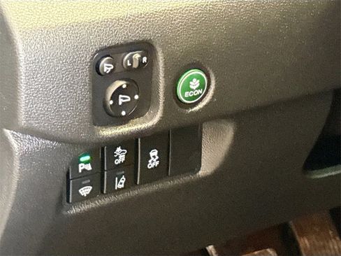 Used 2025 Honda Passport TrailSport image 10