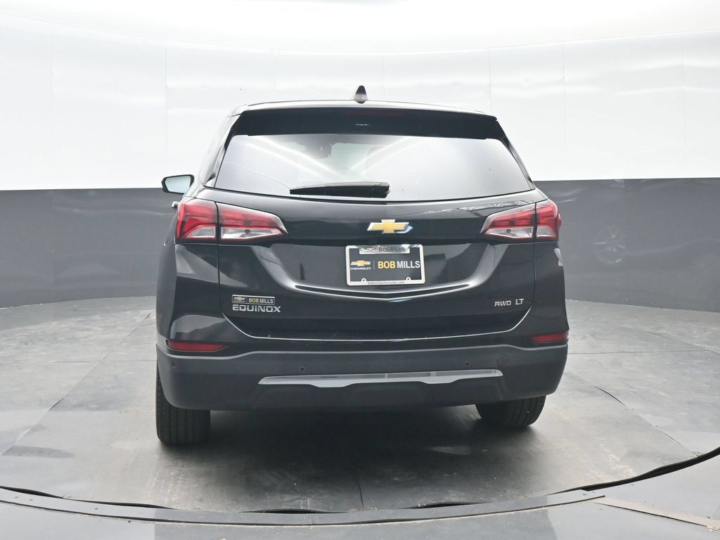 Used 2024 Chevrolet Equinox LT AWD/4WD image 5