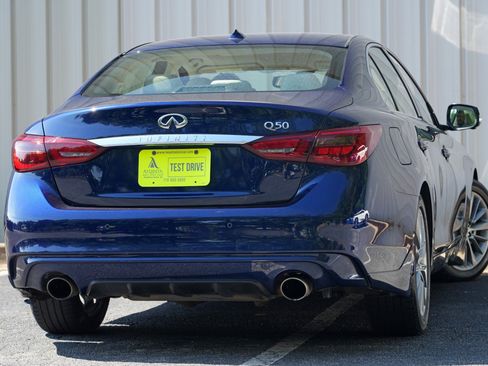 Used 2022 INFINITI Q50 Luxe w/ Cargo Package RWD image 4