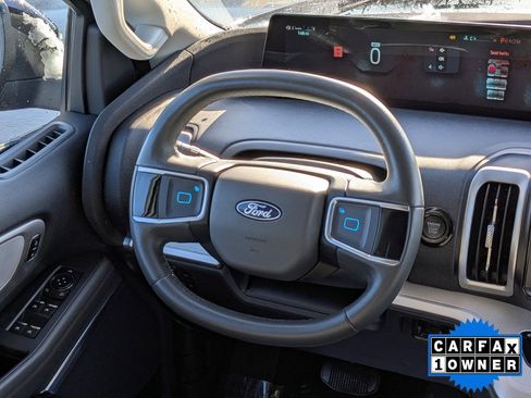 Certified 2025 Ford Expedition Active image 20