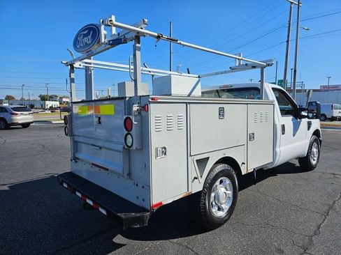 Used 2008 Ford F350 2WD Regular Cab Super Duty image 7