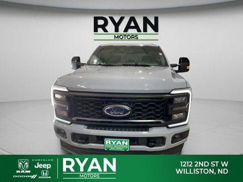 Used 2024 Ford F250 Lariat w/ Sport Appearance Package image 4