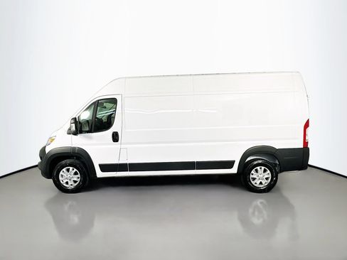 New 2026 RAM ProMaster 3500 w/ Quick Order Package 22G SLT FWD image 4