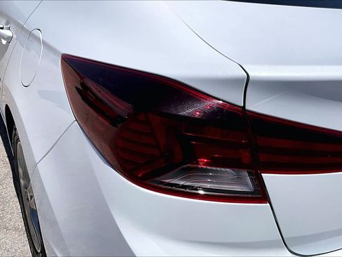 Used 2020 Hyundai Elantra SEL w/ Cargo Package (C1) FWD image 27