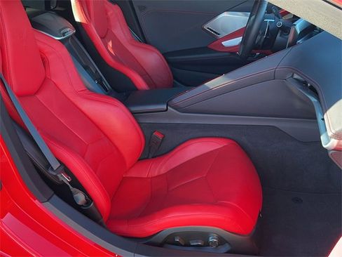 Used 2024 Chevrolet Corvette Stingray Preferred Cpe w/ 2LT image 16