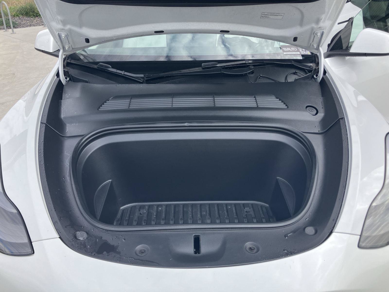 Used 2023 Tesla Model Y Performance AWD/4WD image 24