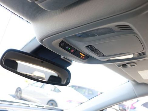 Used 2023 Buick Envision Essence image 27