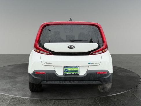 Used 2021 Kia Soul EX FWD image 8