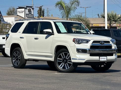 Used 2022 Toyota 4Runner Limited AWD/4WD image 8
