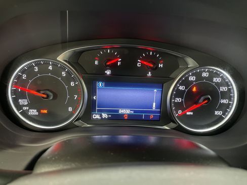 Used 2023 GMC Acadia SLE w/ Driver Convenience Package image 22