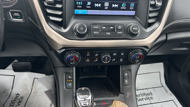 Certified 2019 GMC Acadia Denali w/ Technology Package AWD/4WD image 21