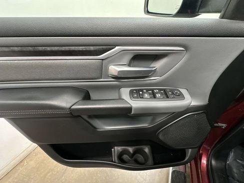 Used 2020 RAM 1500 Big Horn AWD/4WD image 17