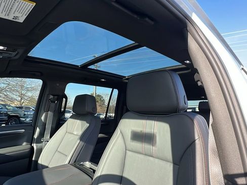 New 2026 Chevrolet Suburban RST w/ Comfort Package image 16