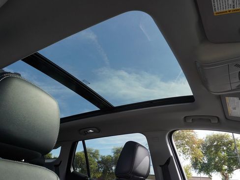 Certified 2022 GMC Terrain SLT w/ Elevation Edition image 13