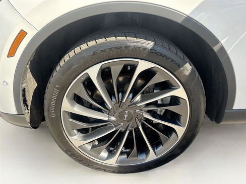 Used 2020 Lincoln Aviator Reserve w/ Equipment Group 202A image 38