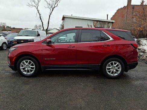 Used 2023 Chevrolet Equinox LT w/ LPO, Floor Liner Package image 5