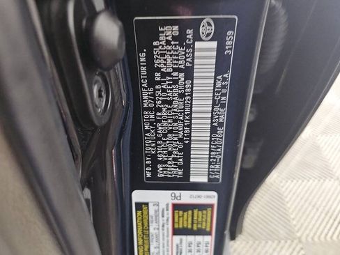 Used 2017 Toyota Camry LE FWD image 6