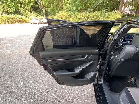 Used 2020 Honda Accord Sport image 31